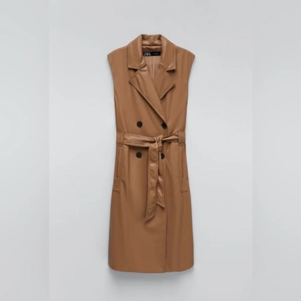 Zara Women Faux Leather Waistcoat
Camel 8073/270 - Picture 1 of 5